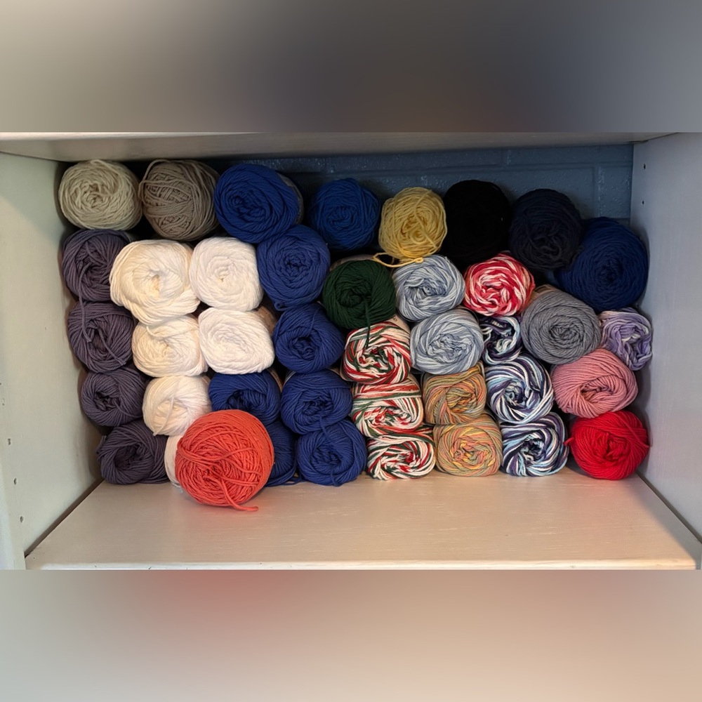 Handmade Crochet Face Scrubber Set With Bag - Picture 7 of 7